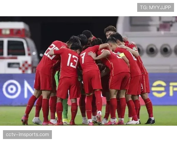 球迷可通过移动端实时查看比赛关键数据、战术图解与个人表现评分